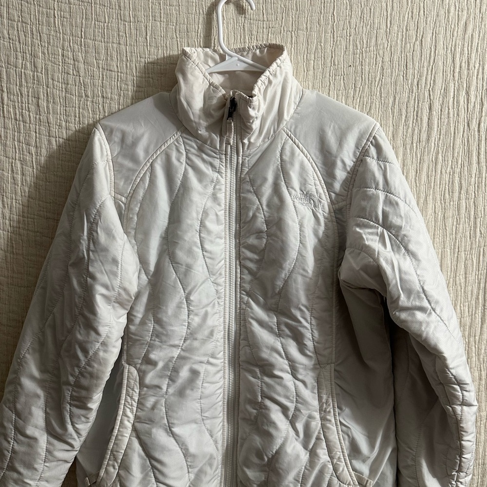 The North Face quilted jacket sz large